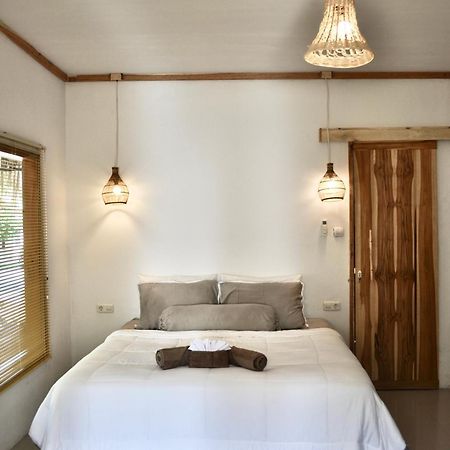 סלונג בלנאק Ripbowl Guest House מראה חיצוני תמונה