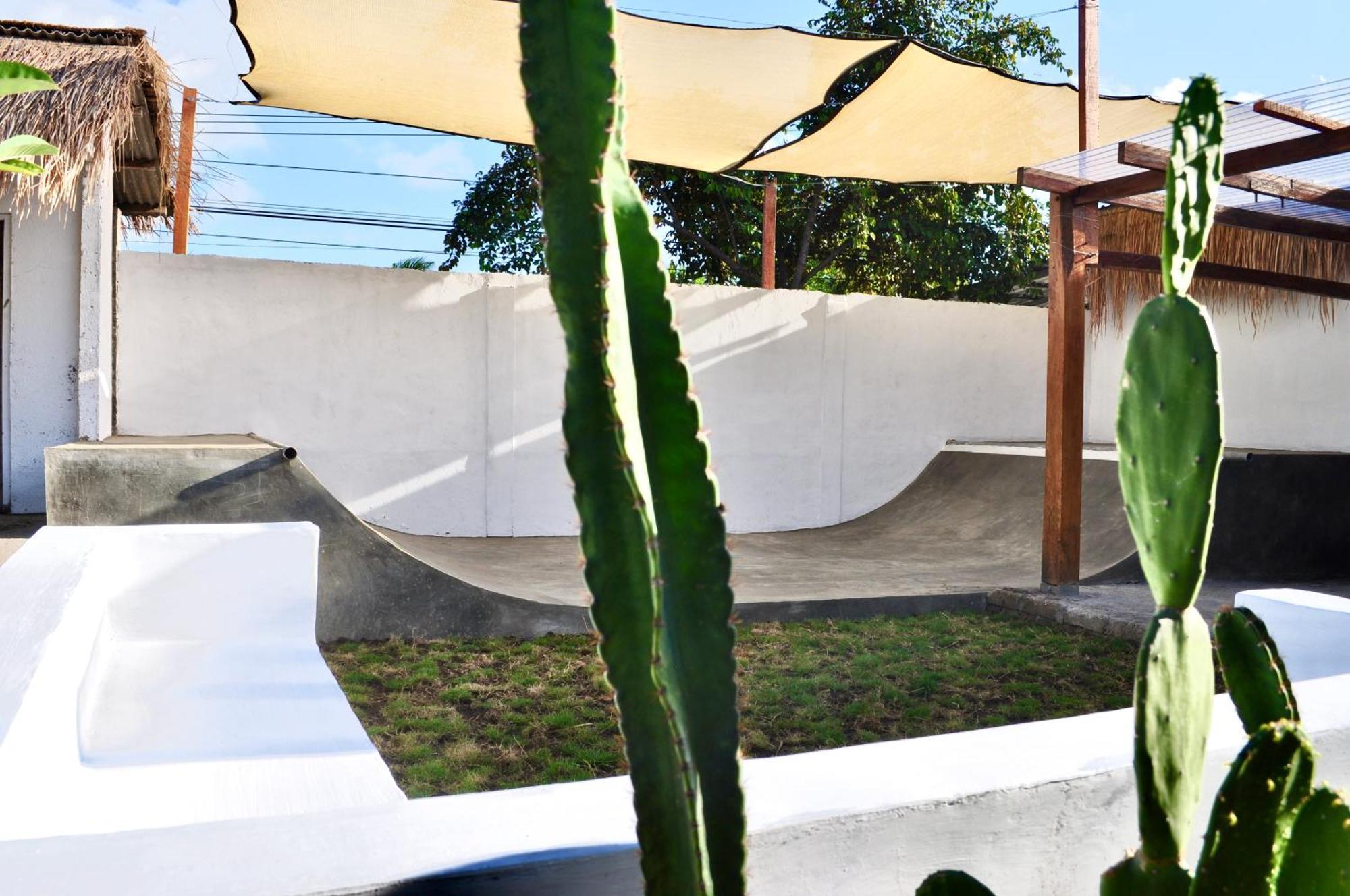 סלונג בלנאק Ripbowl Guest House מראה חיצוני תמונה